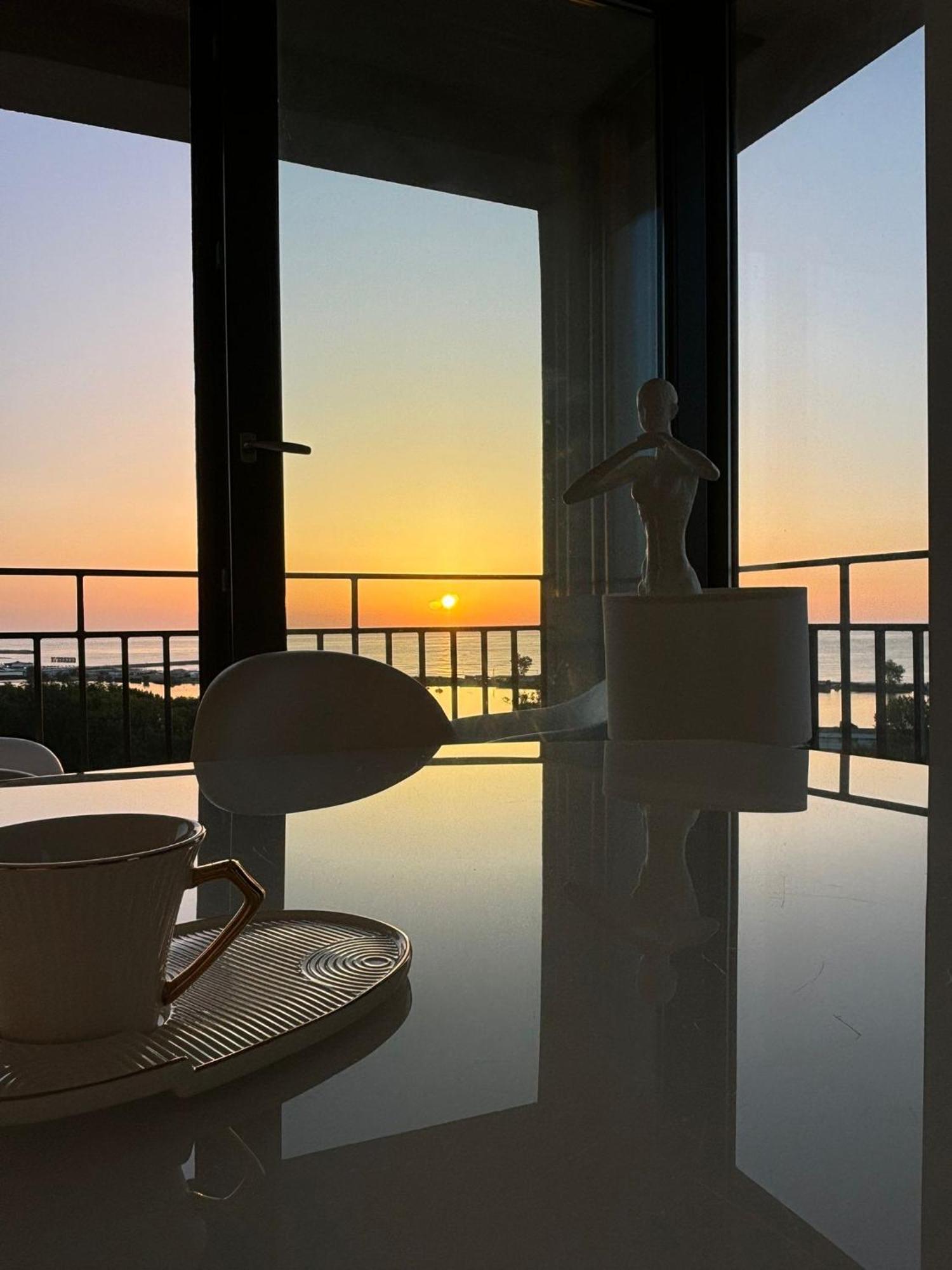 Appartement Donna Alba Seaview Penthouse, Casa Ta De Pe Plaja à Neptun Extérieur photo